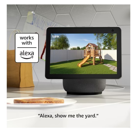 Blink Outdoor 4 - Wireless smart security camera, two-year battery life, 1080p gallery
