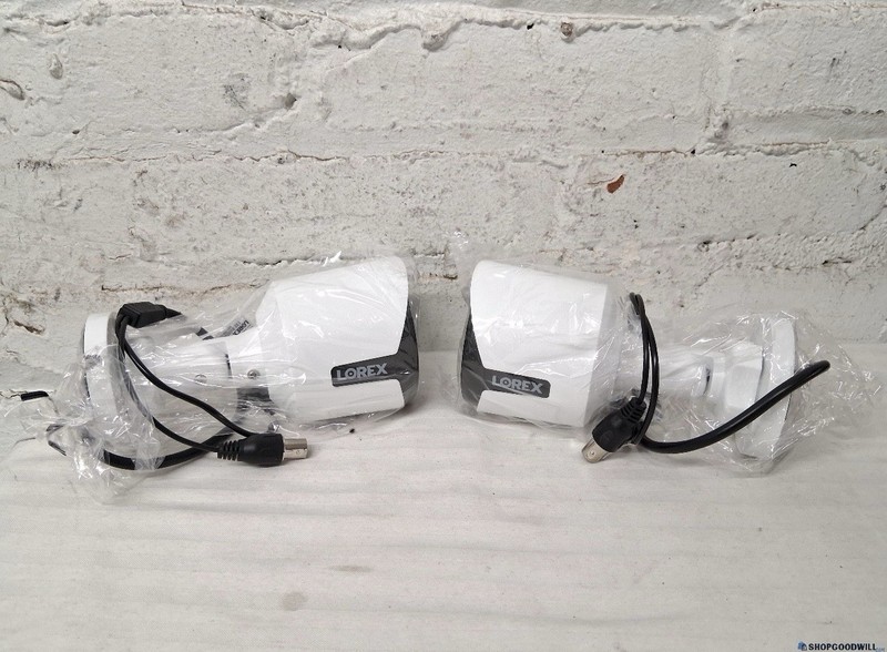Lorex C581DA 5MP HD Active Deterrence Bullet Security Camera, New Set of 4 gallery