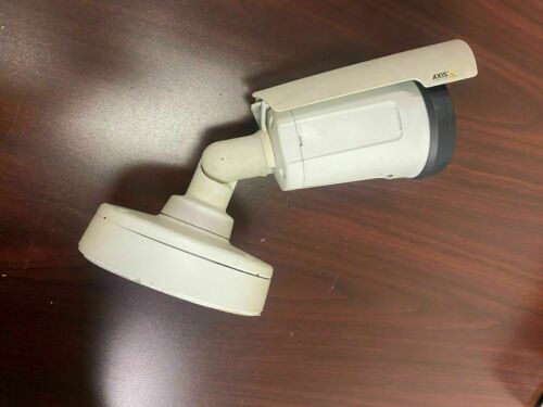 used AXIS P1435-LE P/N 0777-001-02 Indoor Outdoor Day Night IP Network Camera