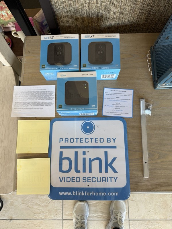 New Blink XT Security Cameras Battery Powered Set Lot Bundle Sync Module Sign NY