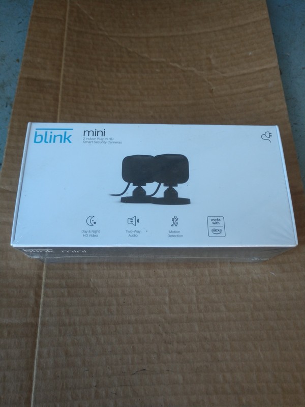 Lot of Blink Mini 1080p WiFi Security Camera with Motion Detection, Night Vision gallery