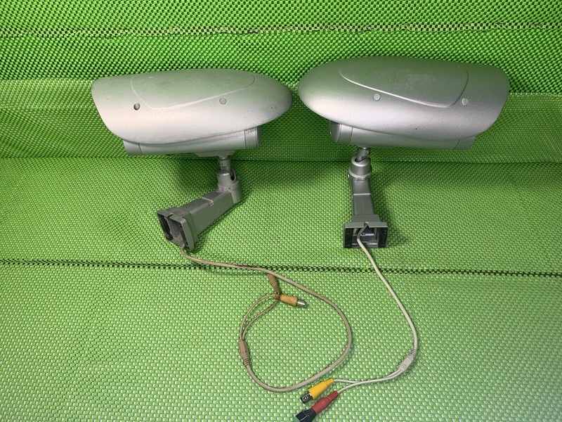 SURVEILLANCE VIDEO SECURITY CAMERAS High Power Model: CMRH1060 (2 Cameras)