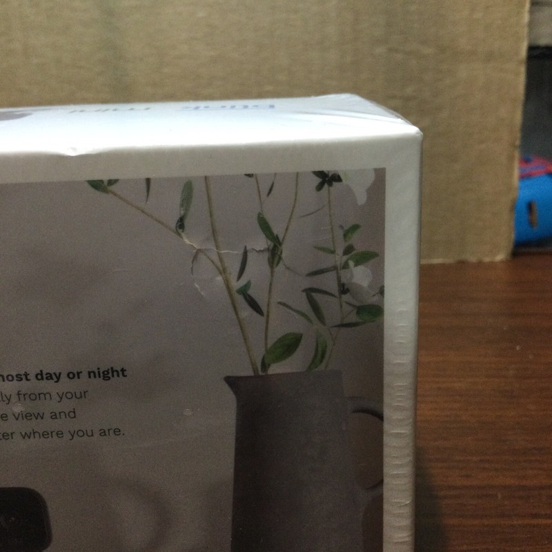 Blink Mini Camera BCM00300UB Indoor Plug In Hd Smart Security *Sealed gallery