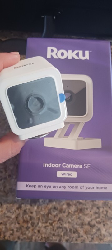 Roku Smart Home Indoor Camera SE Wi-Fi Wired Security Surveillance (CS1000X)™