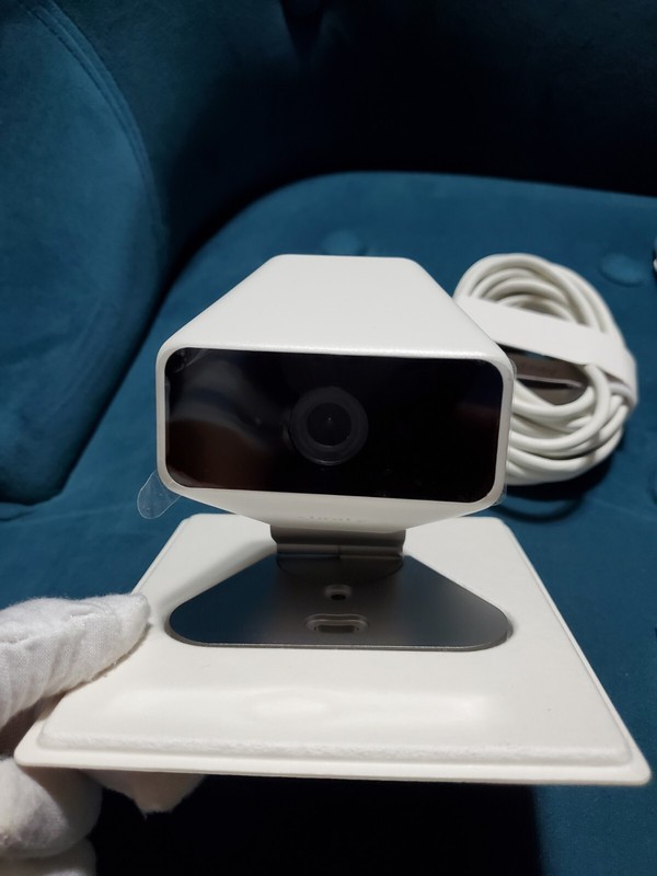 Xfinity Security Motion Camera Indoor Outdoor MS15018010, Record Video. gallery