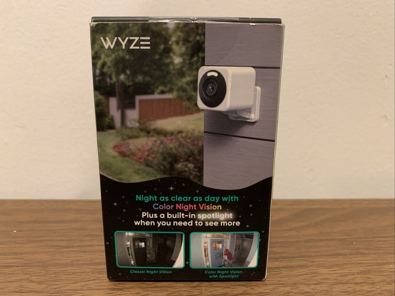 Wyze Cam v4 - 2.5K QHD Indoor/Outdoor WiFi Smart Security Camera - WYZEC4 gallery