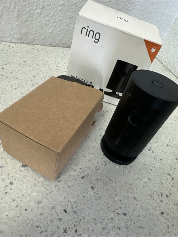 Ring Wireless 1080p Indoor Security Camera - Black gallery