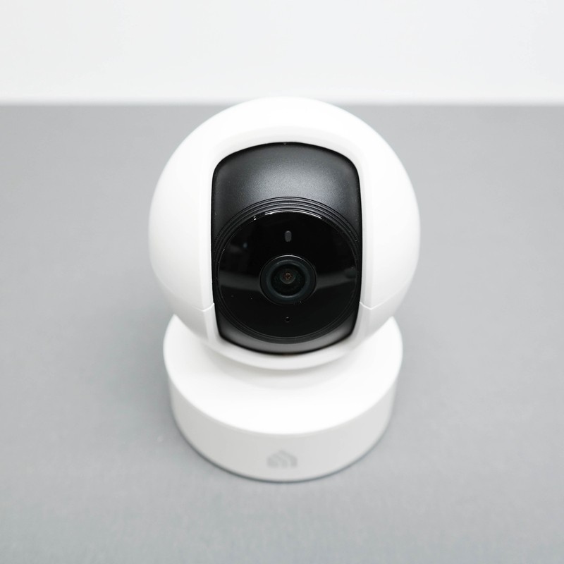 TP-LINK Kasa Smart KC411S 2K HD Pan Tilt Home Security Camera White gallery