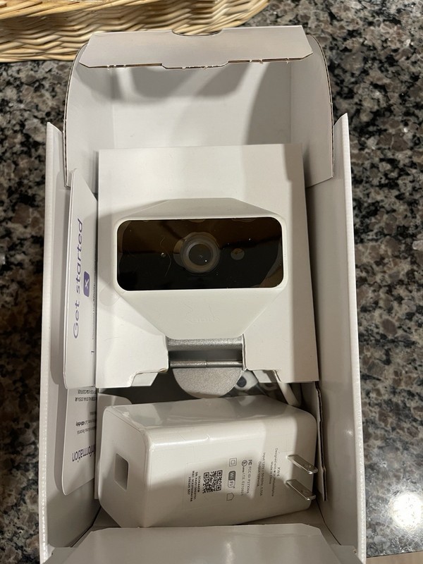 Xfinity Indoor + Outdoor Camera gallery