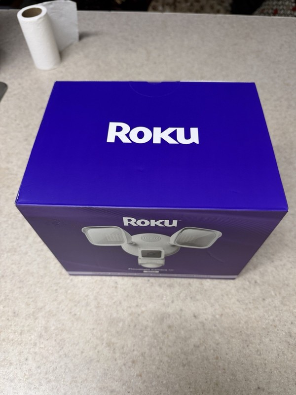 Roku Floodlight Security Camera SE Wired New Sealed (Brand New & Fast shipping!) gallery