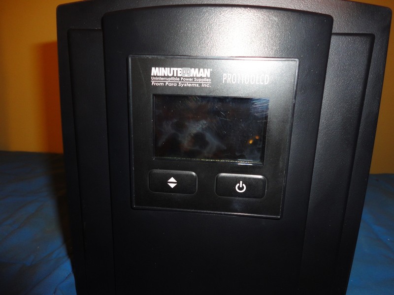 USED WORKING MINUTEMAN UPS PRO1100LCD LINE INTERACTIVE 1100 VA 770 WATTS gallery