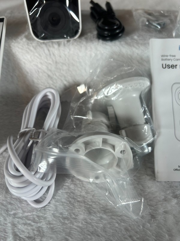 ieGeek 2K Outdoor Solar Security Camera 3MP Wireless Battery Powered CCTV System gallery