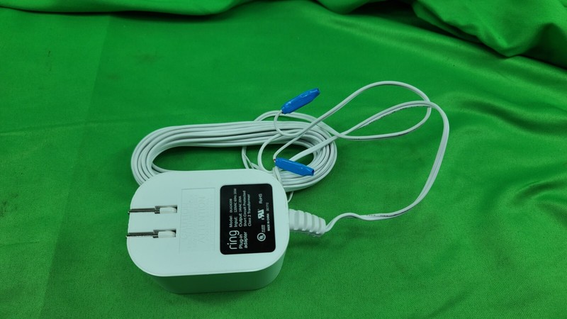 New Ring 24VAC 20VA Plug-In Adapter (2nd Generation) DLA2420B