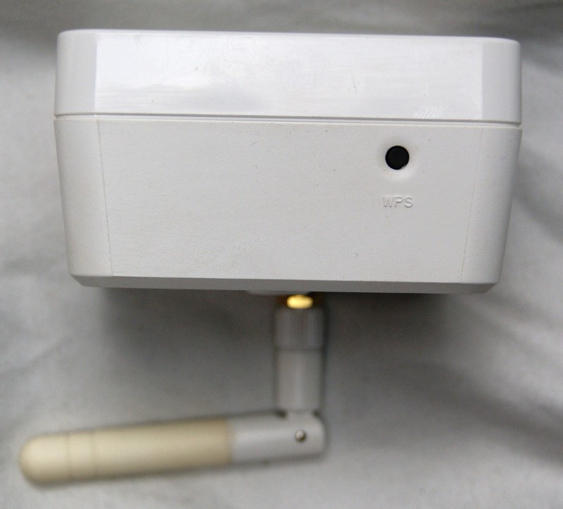 VIVINT ADC-V520IR Wireless Indoor Security Camera video Surveillance gallery