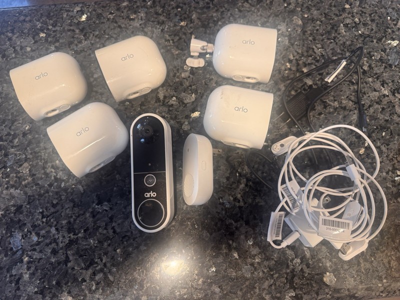 Arlo Pro 3 Wireless Security Camera Bundle