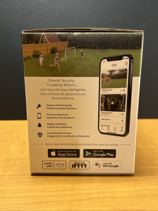 Arlo Go 2 LTE Wi-Fi Security Camera VML2030-100NAS HD Rechargeable New Sealed gallery