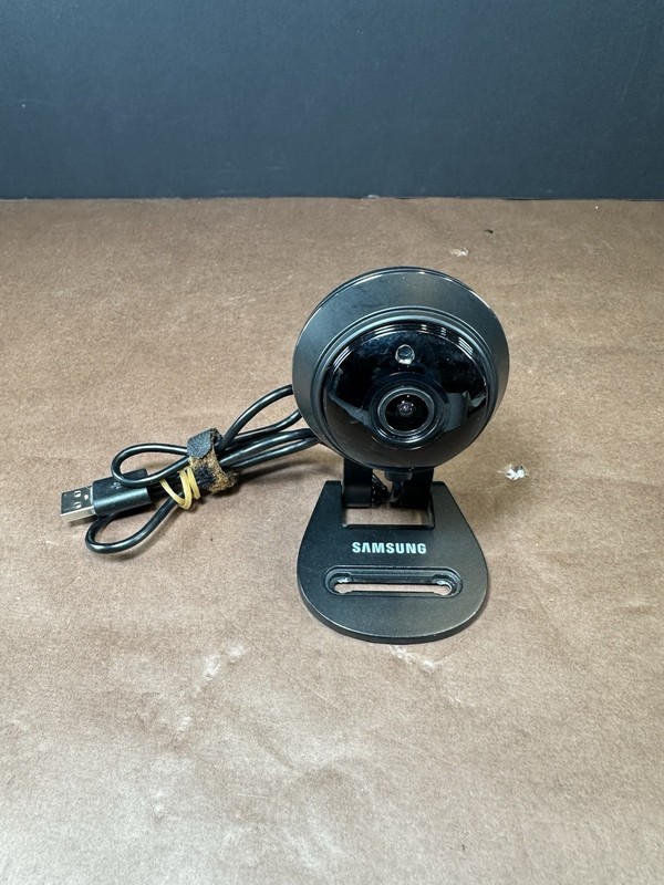 Samsung SmartCam HD Plus 1080p Wi-Fi IP Monitoring Camera - Black (SNH-V6414BN) gallery