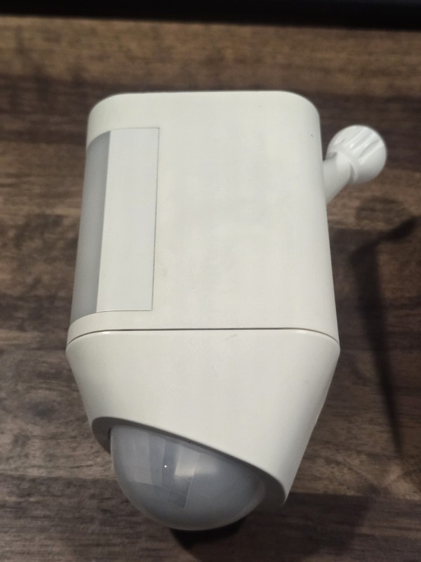 2x Ring Spotlight Cam Battery Security Cameras Tested Working W 4 Batterys White gallery