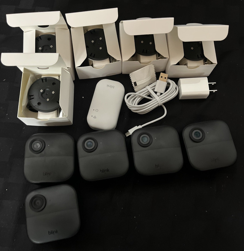 Blink Outdoor 4 (4th Gen) 5-Camera Security System w/ Sync Module Core Tested gallery