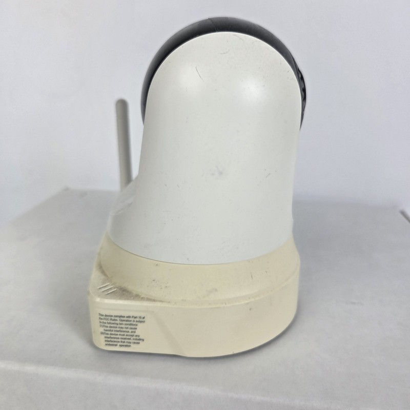 D-Link Pan and Tilt Day/Night Network Camera DCS-5020L NOT TESTED gallery
