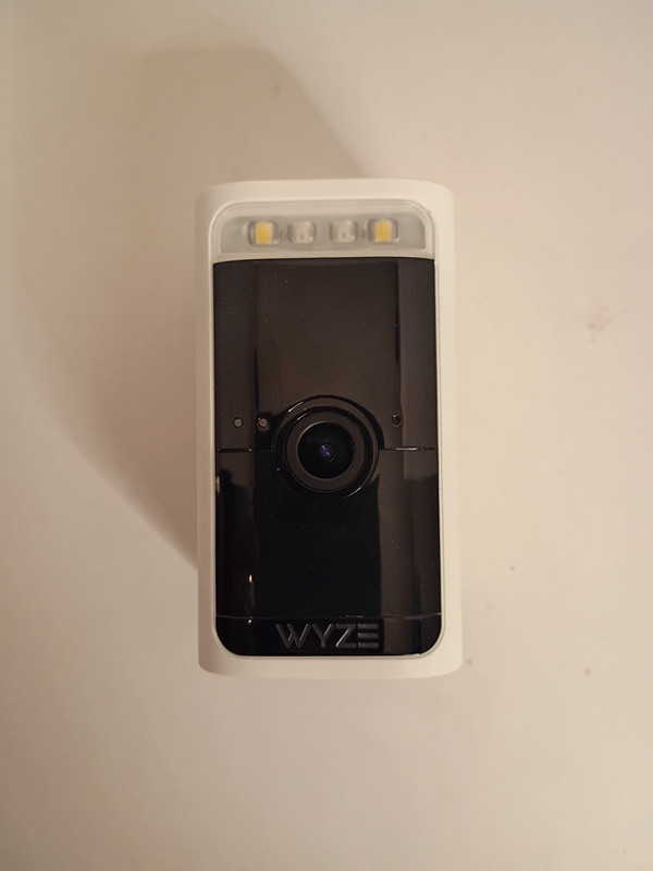 Wyze Battery Cam Pro 2k HDR Wireless OutdoorIndoor Security Camera White G2U gallery