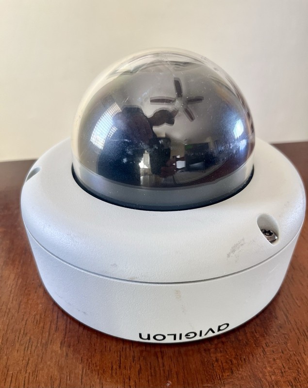 Avigilon (5.0-H3-DO1) Security Dome 5 MP Camera / 6 Available gallery
