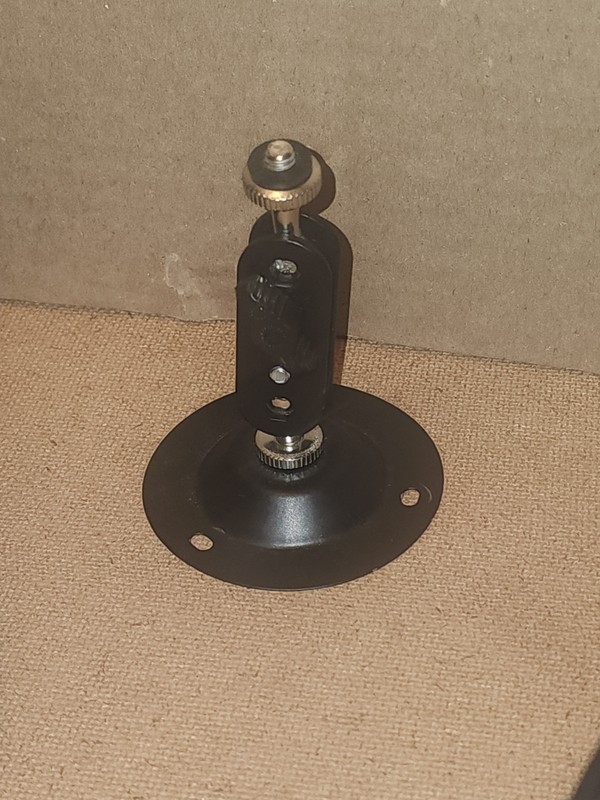 Bunker Hill Security 62367 Wireless Camera Add or Replacement W/Wall Mounting gallery