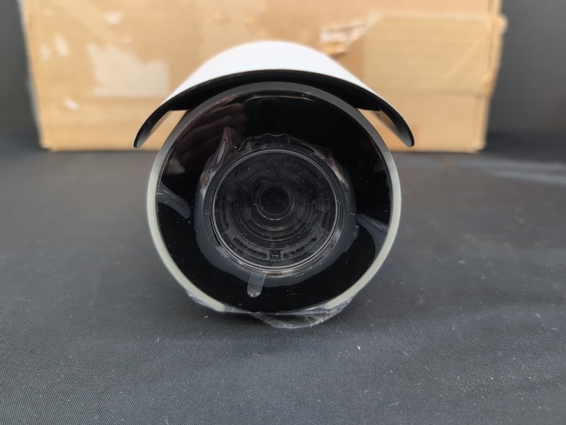 Pelco Sarix Pro 4 Series 3MP Surveillance Camera White SRXP4-3V40-EBT-IR gallery