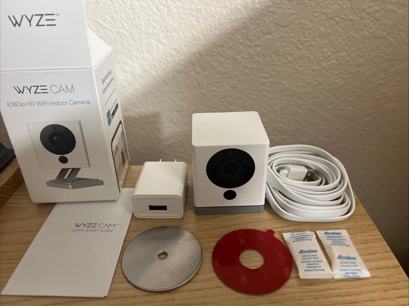 Wyze Cam WYZEC2 Wireless Indoor Smart Home Security Camera gallery