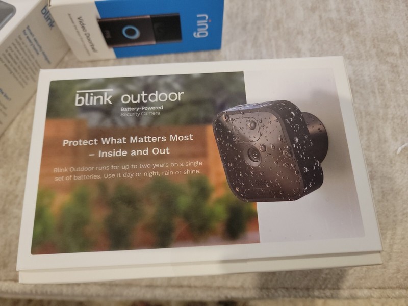 Blink Wireless Outdoor 1-Camera System Model B086DKSYTS gallery