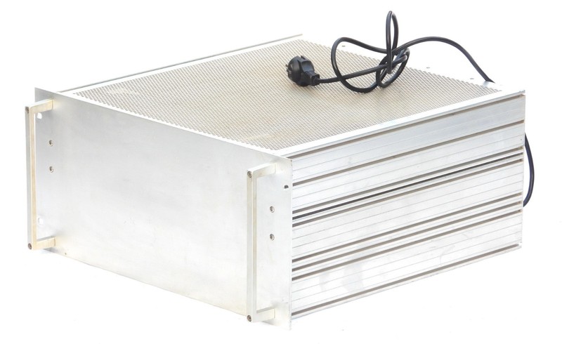 VGC ORLACO MODEL 11211467 MARINE INDUSTRIAL 16-CHANNEL CCTV CAMERA CONTROL PANEL