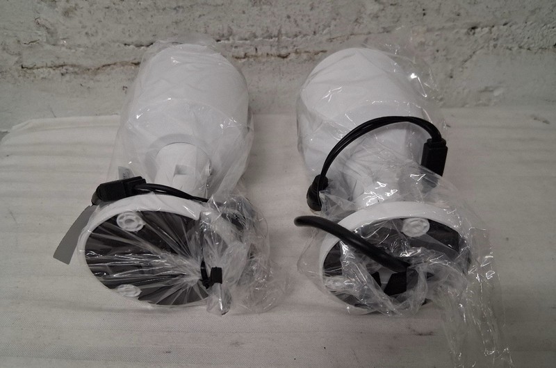 Lorex C581DA 5MP HD Active Deterrence Bullet Security Camera, New Set of 4 gallery