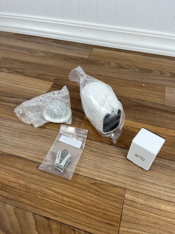 BRAND NEW Arlo Pro 2 HD 1080 Add-on Camera VMC4030P w Battery gallery