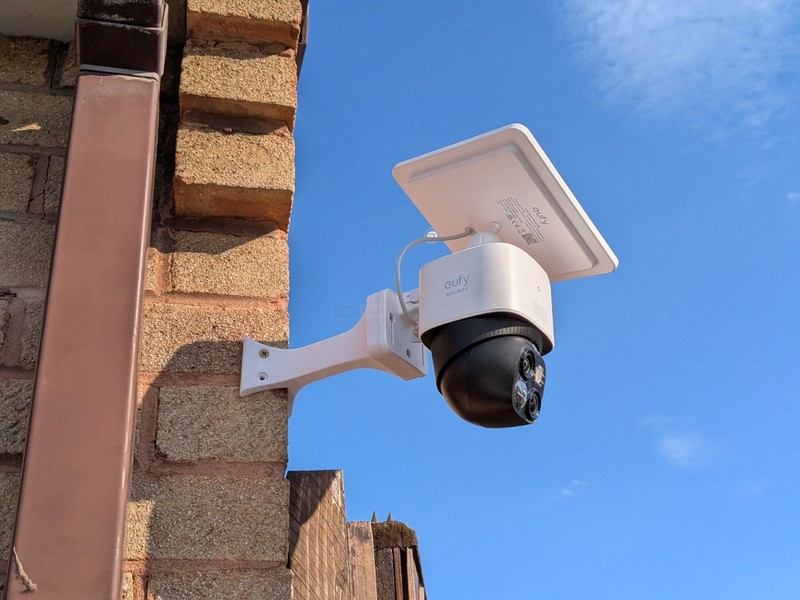 Eufy S340 Corner Mount | Eufy Solocam Wall Mount | Fully Tracked Shipping