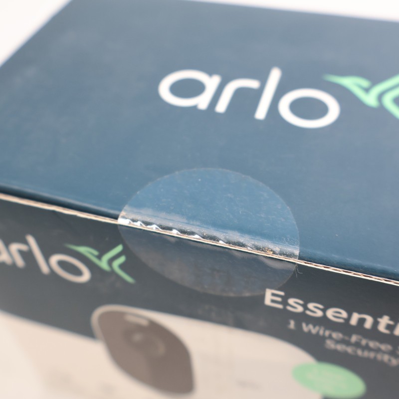 Arlo Essential XL VMC2032-100NAS 1080p Wireless Indoor/Outdoor Spotlight Camera gallery