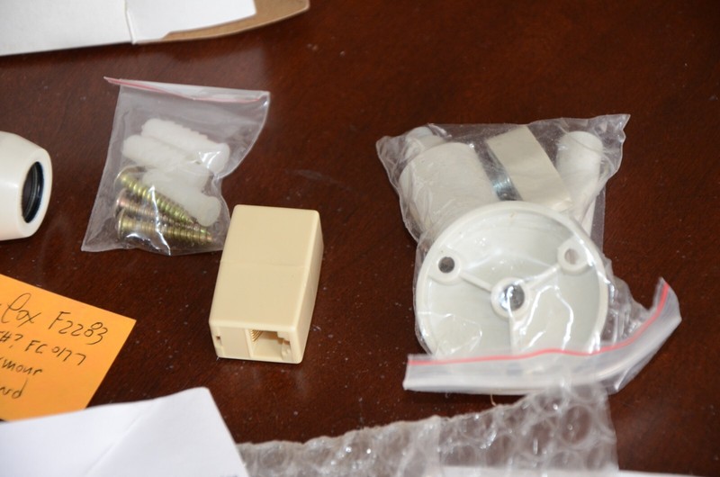 Pass & Seymour Legrand F2283L-12167 Ivory Cat 5 Bullet Camera C5C-BBIO 4C0177 gallery