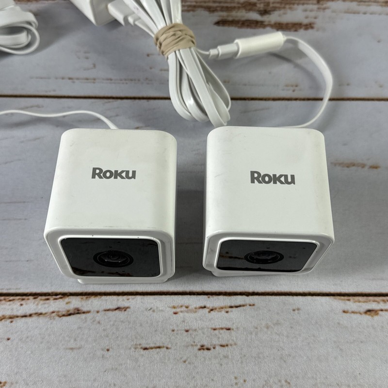 2x Roku Smart Home Indoor Camera SE Wi-Fi Wired Security Surveillance CS1000X gallery