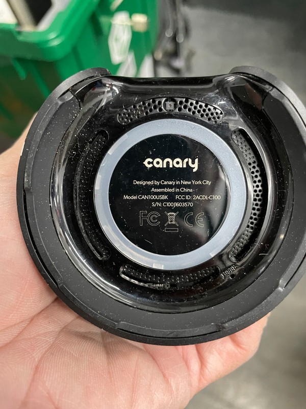 Canary CAN100USBK Wireless Indoor Security Camera gallery
