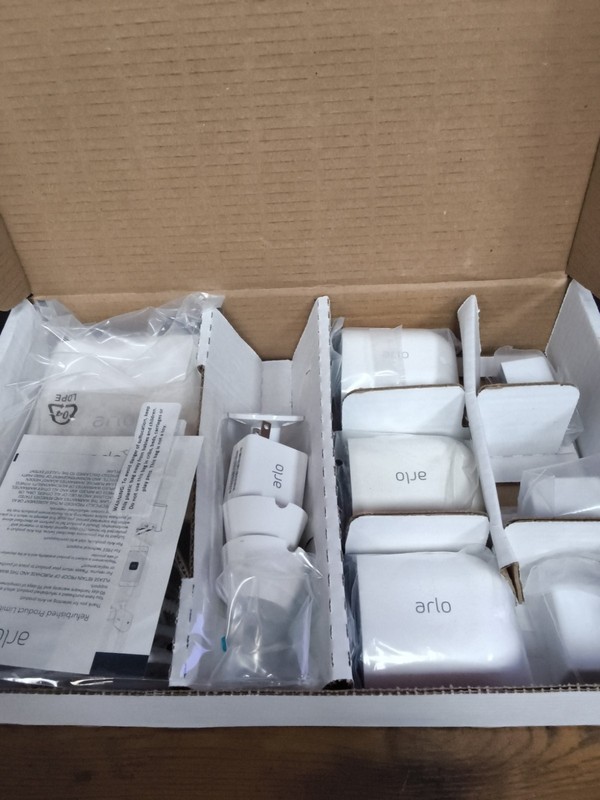 £Arlo Ultra 4K UHD Security 3 Camera System In/Outdoor VMS5340-100NAR (D2) gallery