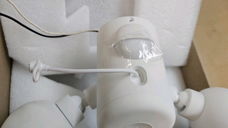 GOOGLE NEST *FLOODLIGHT, SEAL AND PLASTIC BASE ONLY* GPLE9 SECURITY CAMERA -NEW- gallery