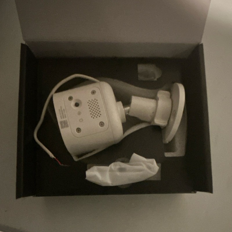 Vivint Outdoor Camera Pro 12.3MP Wireless Wi-Fi IP Outdoor Cam White VS-ODC350 gallery