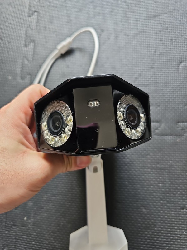 Reolink Duo 2 PoE 4K Security Camera gallery