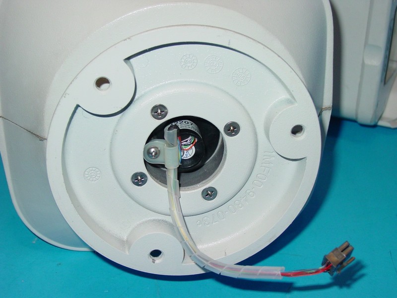 Pelco Outside Security Camera es4036-2n No PTZ. Parts or Repair gallery