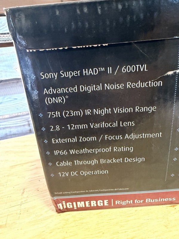 Ultra Resolution Varifocal IR Bullet camera gallery