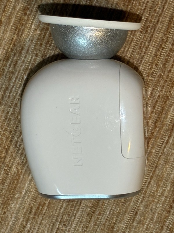 Netgear Arlo VMC3030 Add-On Wireless Security Camera w/Magnetic Mount gallery