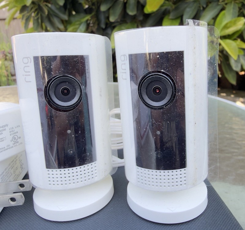 Lot of 2 Ring Indoor Cam White (Plug-In) - 1080p HD Security Cameras - tested gallery