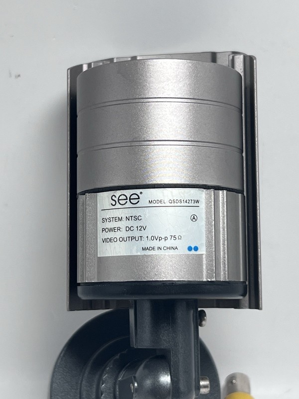 Q-See QSDS14273W 420 TV Lines MAX Resolution BNC Surveillance Camera - Untested gallery
