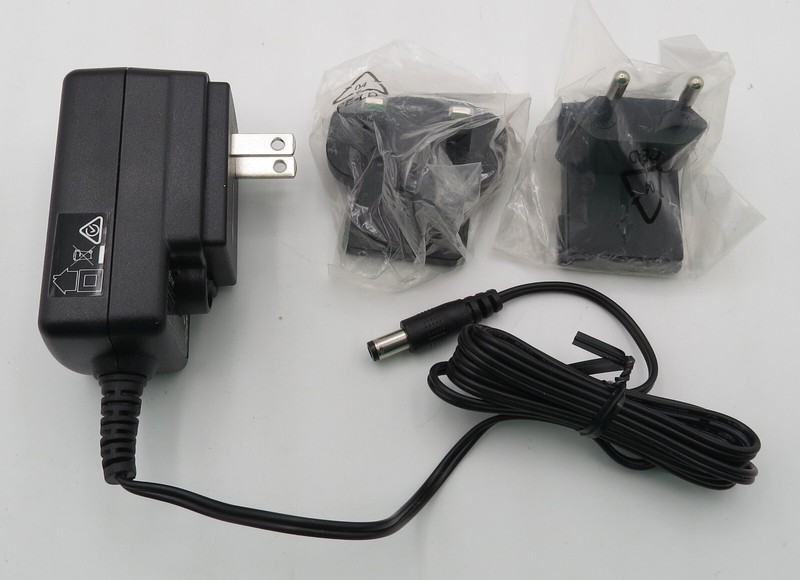 3x Logic IR Network Camera VX-4S28-MD-I gallery