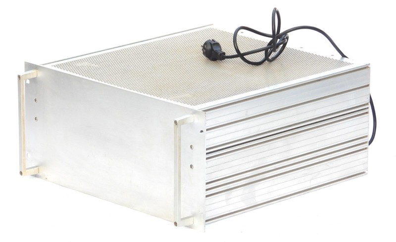 VGC ORLACO MODEL 11211467 MARINE INDUSTRIAL 16-CHANNEL CCTV CAMERA CONTROL PANEL