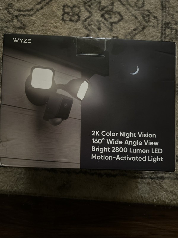Wyze Cam Floodlight V2 Motion Activated Smart Home Security Black Wired gallery